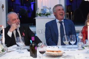 Le certezze del Napoli: Ancelotti in panchina e la voglia di tenere i big item-thumbnail