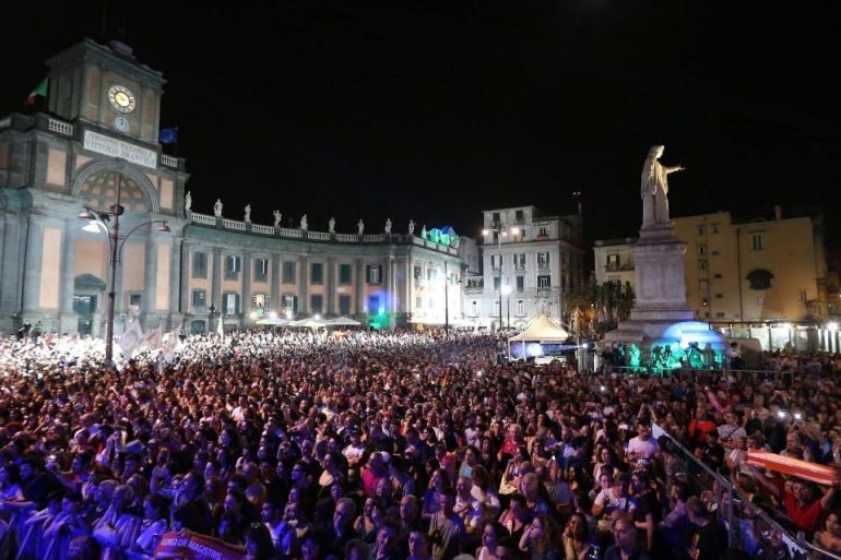 1° maggio. Il concerto di piazza Dante finanziato dalla tassa di soggiorno dei turisti 1° maggio. Il concerto di piazza Dante finanziato dalla tassa di soggiorno dei turisti