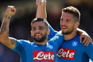 Sky: Mertens e Insigne in panchina, in attacco Lozano e uno tra Milik e Llorente item-thumbnail