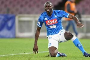 Napoli-Cagliari: sono dieci i diffidati. Sette del Napoli item-thumbnail