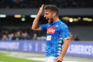 Mertens è stato tentato dal rimettersi in gioco all'Inter