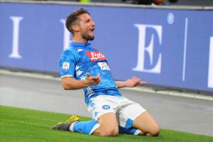 CorSport: Nuovo sondaggio della Roma per Mertens item-thumbnail