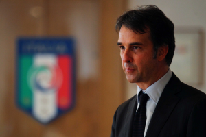 Uva vicepresidente UEFA: «Ascolteremo il contributo di tutti per organizzare le nuove competizioni» item-thumbnail