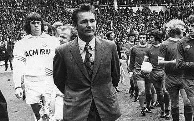 Quando Brian Clough sedette sulla panchina degli odiati nemici