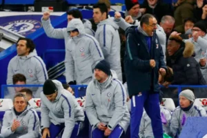 chelsea saluta sarri