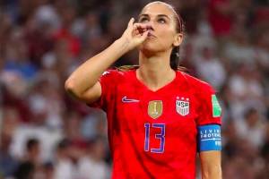 Repubblica: L’esultanza di Alex Morgan che ha urtato i tifosi inglesi item-thumbnail
