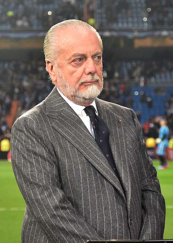 Gazzetta: De Laurentiis non esonera Ancelotti perché gli costerebbe troppo Gazzetta: De Laurentiis non esonera Ancelotti perché gli costerebbe troppo