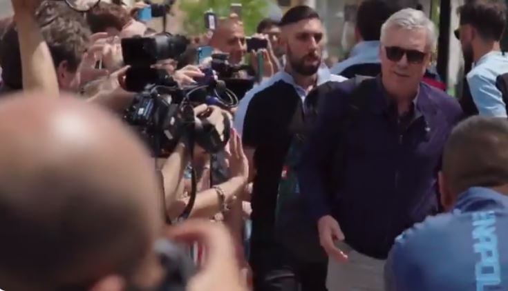 VIDEO – Il Napoli arriva a Dimaro VIDEO – Il Napoli arriva a Dimaro