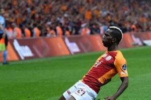 Le Soir: Il Napoli offre 16 milioni per Onyekuru dell’Everton item-thumbnail