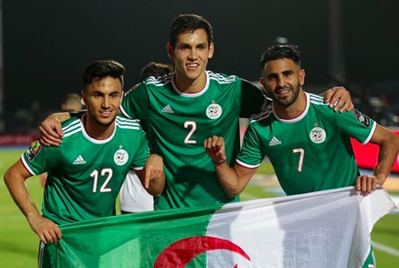 VIDEO – Il valore di Ounas cresce in Coppa d’Africa? L’Algeria in semifinale (anche) con un suo rigore