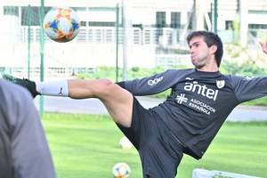 Gazzetta: Nuovo nome per il centrocampo del Napoli, spunta Ginella del Montevideo item-thumbnail
