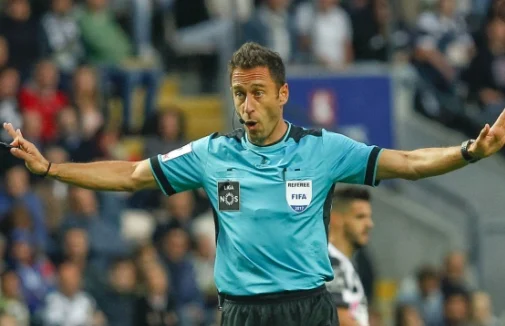 Wolves arbitro