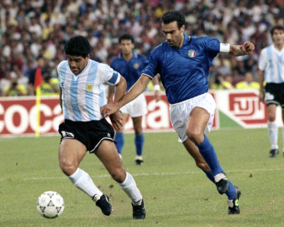Olé: Uefa e Conmebol pensano ad una Supercopa Maradona per far sfidare Italia e Argentina