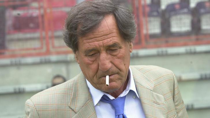 Galeone: «Questa moda di dover partire a tutti i costi da dietro mi fa venire il latte alle ginocchia» Galeone: «Questa moda di dover partire a tutti i costi da dietro mi fa venire il latte alle ginocchia»