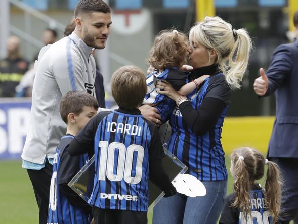 Sport Mediaset: Icardi vuole rimanere all’Inter, ha chiesto e ottenuto la maglia numero 7