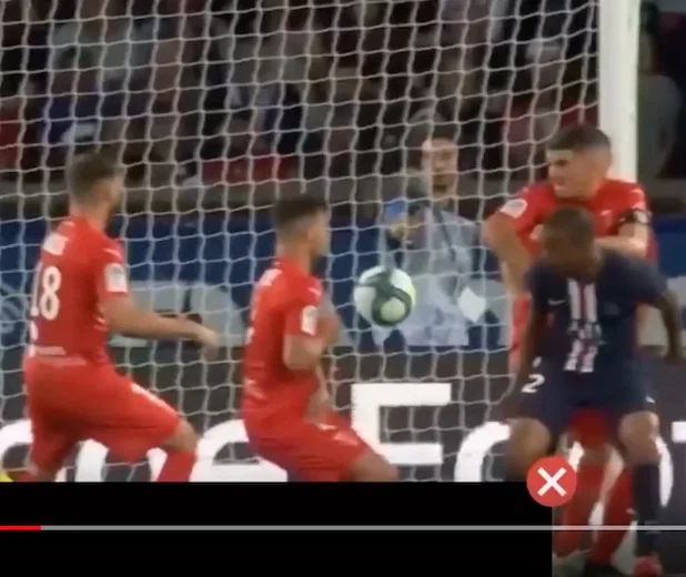 Psg rigore mani