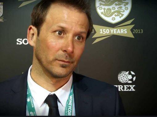 Nasce il corso Uefa che insegna ai calciatori a gestire i soldi senza finire sul lastrico Nasce il corso Uefa che insegna ai calciatori a gestire i soldi senza finire sul lastrico