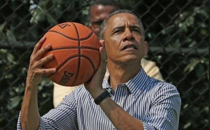 All’asta la maglia da basket di Obama. Si parte da 25mila dollari