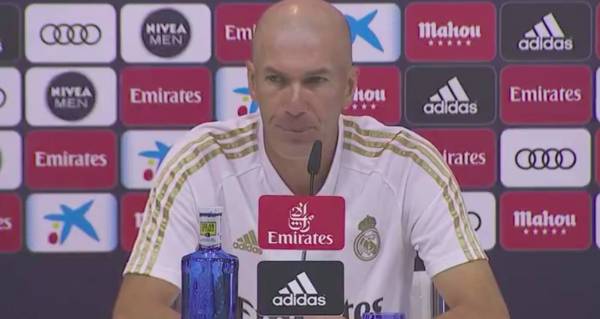 Zidane: “James è in forma. Sono contento sia in rosa. Bale resta”