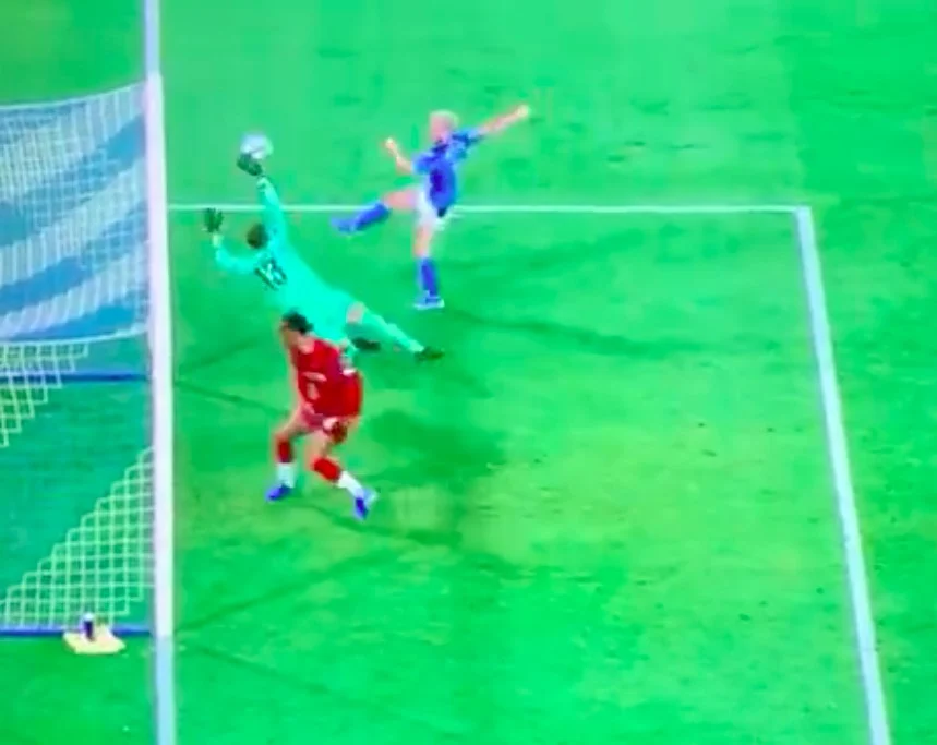napoli-liverpool salvataggio di adrian