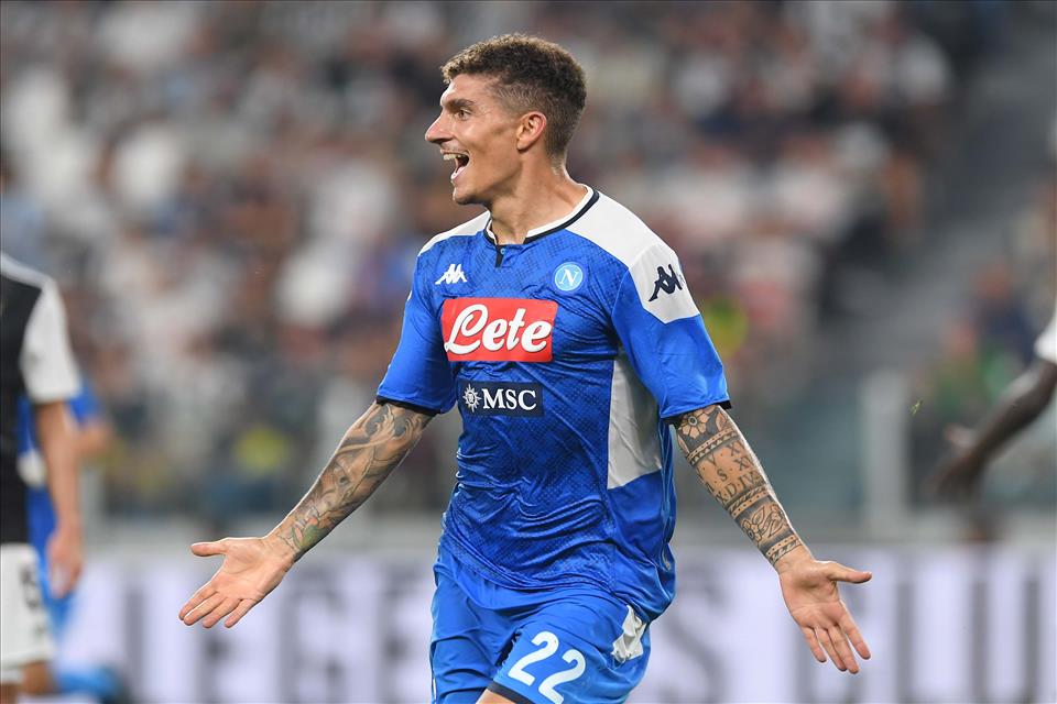 Di Lorenzo convocato in Nazionale: l’ennesimo acquisto sbagliato dal Napoli Di Lorenzo convocato in Nazionale: l’ennesimo acquisto sbagliato dal Napoli