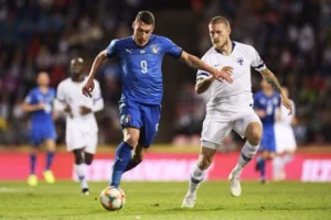 rigore generoso all'Italia