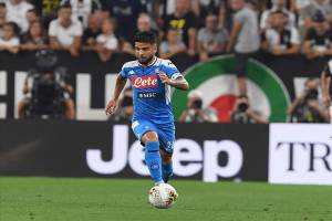 Sconcerti: “Napoli dominato. Perché Ancelotti ha tolto Insigne? Non sembrava infortunato” item-thumbnail