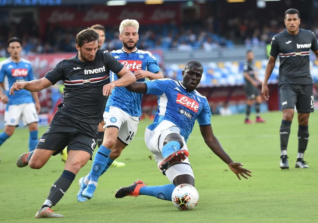 Il Napoli ha mezza squadra che lavora a parte