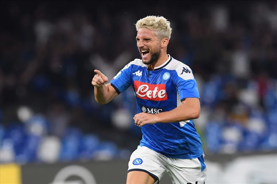 Se non arriva Mertens il Chelsea non lascia partire Giroud