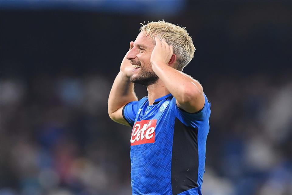 Il Giornale: per l’Inter sono troppi 25 milioni per Mertens (che ha 33 anni)