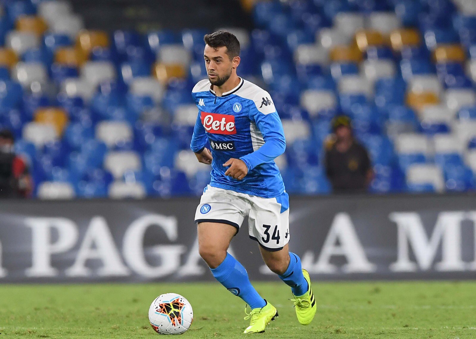 CorSport: Younes rifiuta il prestito a Parma e Torino. Vuole essere ceduto a titolo definitivo CorSport: Younes rifiuta il prestito a Parma e Torino. Vuole essere ceduto a titolo definitivo