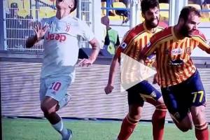 Tragedia a Lecce: Dybala freddato da una mitragliata alla schiena item-thumbnail