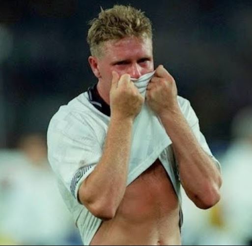 Sul CorSport il processo a Gascoigne e la sua propensione a baciare sconosciuti Sul CorSport il processo a Gascoigne e la sua propensione a baciare sconosciuti