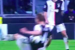 Marelli su De Ligt: la tocca prima col tallone, non è rigore (VIDEO) item-thumbnail