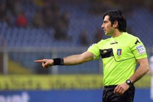 CorSport: l’arbitro Maresca sarà escluso dalle prossime designazioni per il Milan item-thumbnail