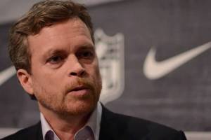 Nike scarica il CEO Parker per lo scandalo doping di Salazar, al suo posto John Donahoe item-thumbnail