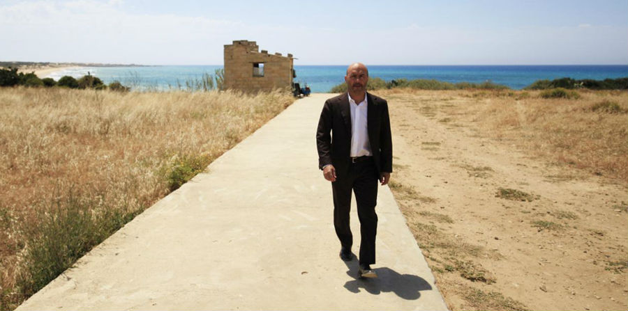 Dialogo tra Montalbano ed un contadino siciliano