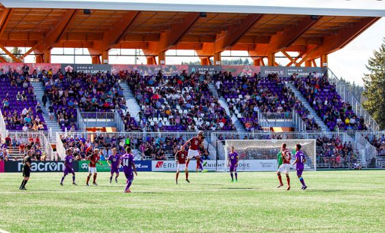 Tuttosport: In Canada il primo stadio interamente costruito in legno Tuttosport: In Canada il primo stadio interamente costruito in legno
