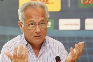 Velasco: “Il calcio è Brad Pitt, la pallavolo un comune mortale” item-thumbnail