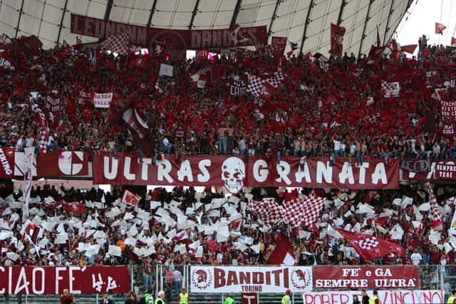 Maxi operazione contro gli ultras: 75 Daspo agli Hooligans Torino, 32 ai tifosi napoletani Maxi operazione contro gli ultras: 75 Daspo agli Hooligans Torino, 32 ai tifosi napoletani