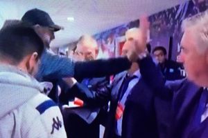 Liverpool-Napoli, dopo il pareggio Ancelotti e Klopp si danno il cinque item-thumbnail