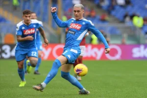 nessun colloquio recente tra Napoli e Callejon