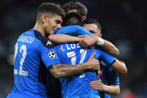 Formazione Milan-Napoli, Gazzetta: Ancelotti conferma il 4-4-2 con Mertens e Callejon in panchina item-thumbnail
