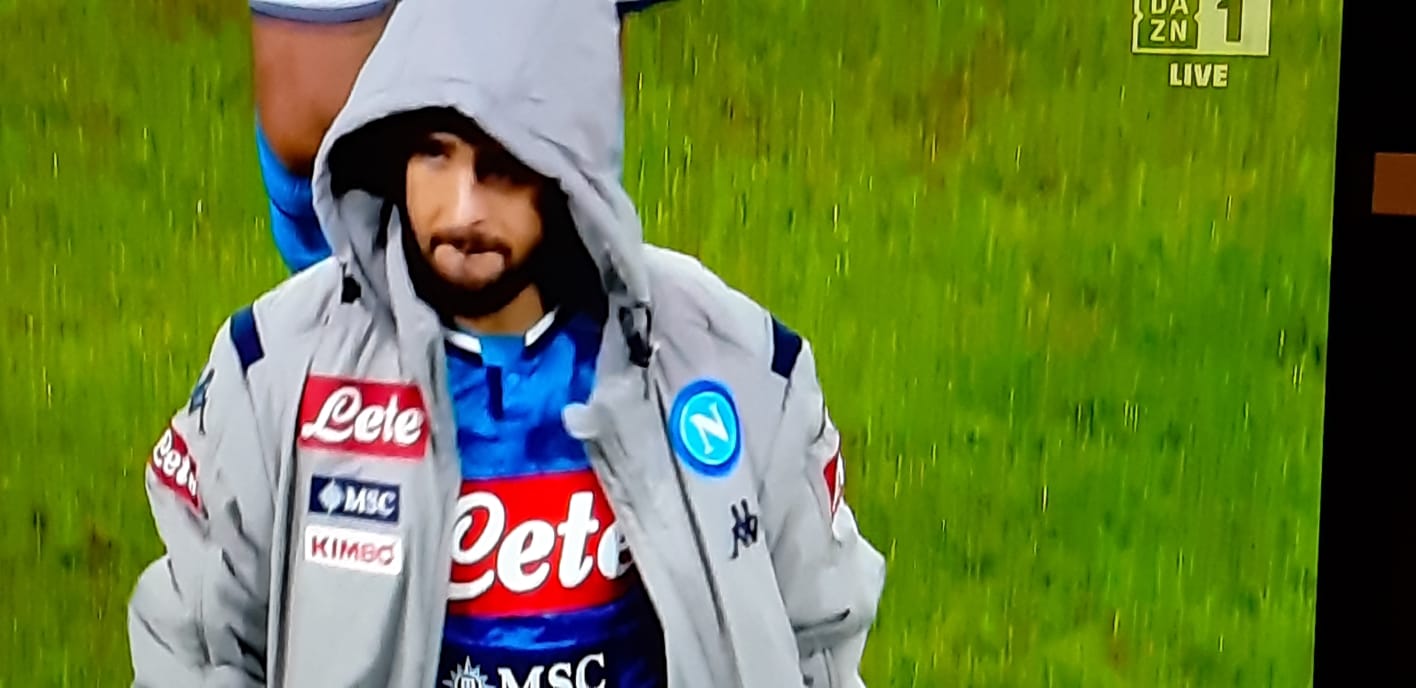 Dazn: Insigne ultimo ad uscire dal campo e primo ad andar via dal San Paolo Dazn: Insigne ultimo ad uscire dal campo e primo ad andar via dal San Paolo