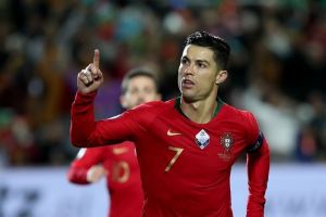Il Giornale: per la Juve la faccenda Ronaldo è chiusa, non farà l’errore dell’Inter con Icardi item-thumbnail