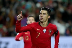 Ronaldo segna i gol numeri 100 e 101 col Portogallo