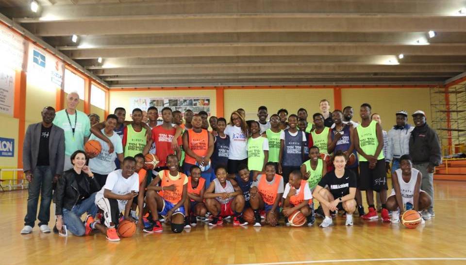 Tam Tam Basket sconfitto dal Tar: sono tutti “stranieri”, niente iscrizione al campionato