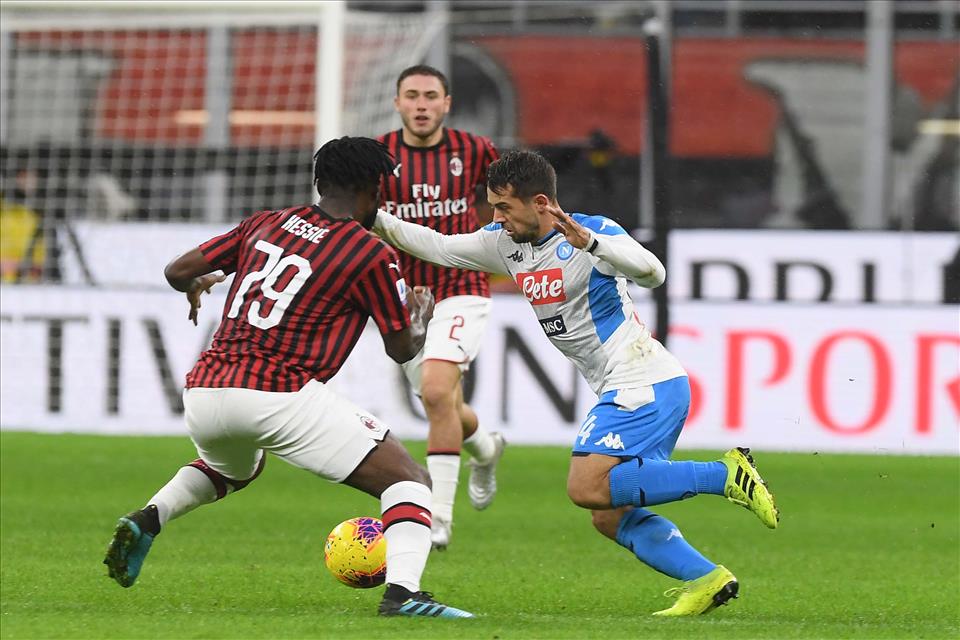 Gianni Mura: Milan e Napoli restano a navigare in un mare grigio e agitato