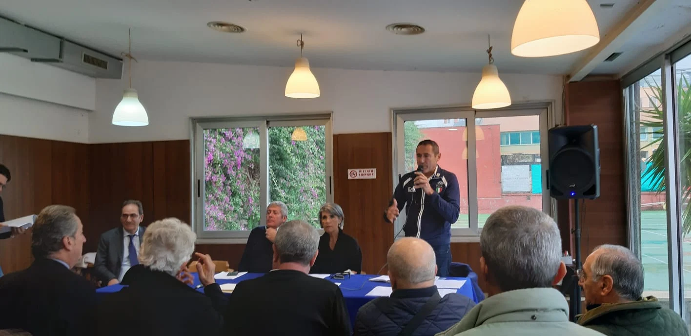stadio collana le associazioni