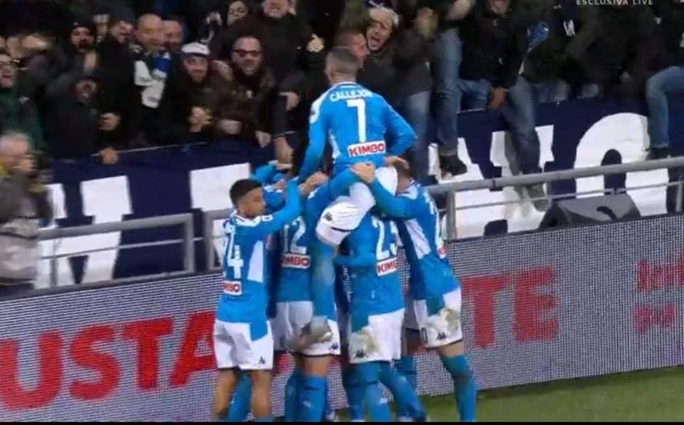 i giocatori del napoli passeranno insieme il capodanno